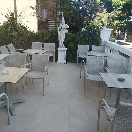 Hotel Amica Bellariva Di Rimini Zewnętrze zdjęcie